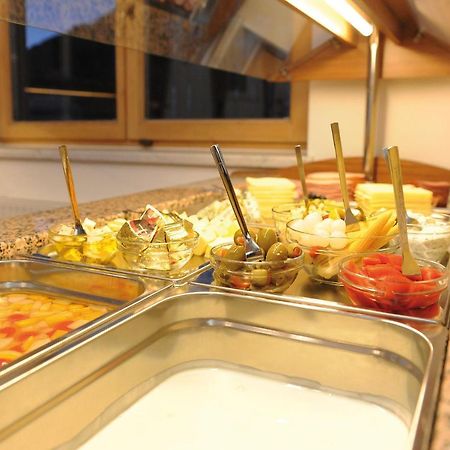 Gaestehaus Standardhaus Σάαλμπαχ-Χίντεργκλεμ Εξωτερικό φωτογραφία