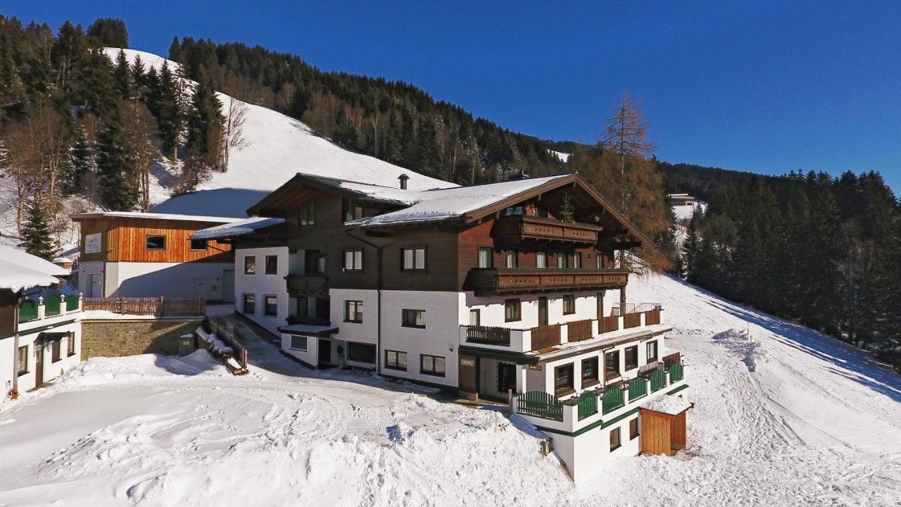 Gaestehaus Standardhaus Σάαλμπαχ-Χίντεργκλεμ Εξωτερικό φωτογραφία
