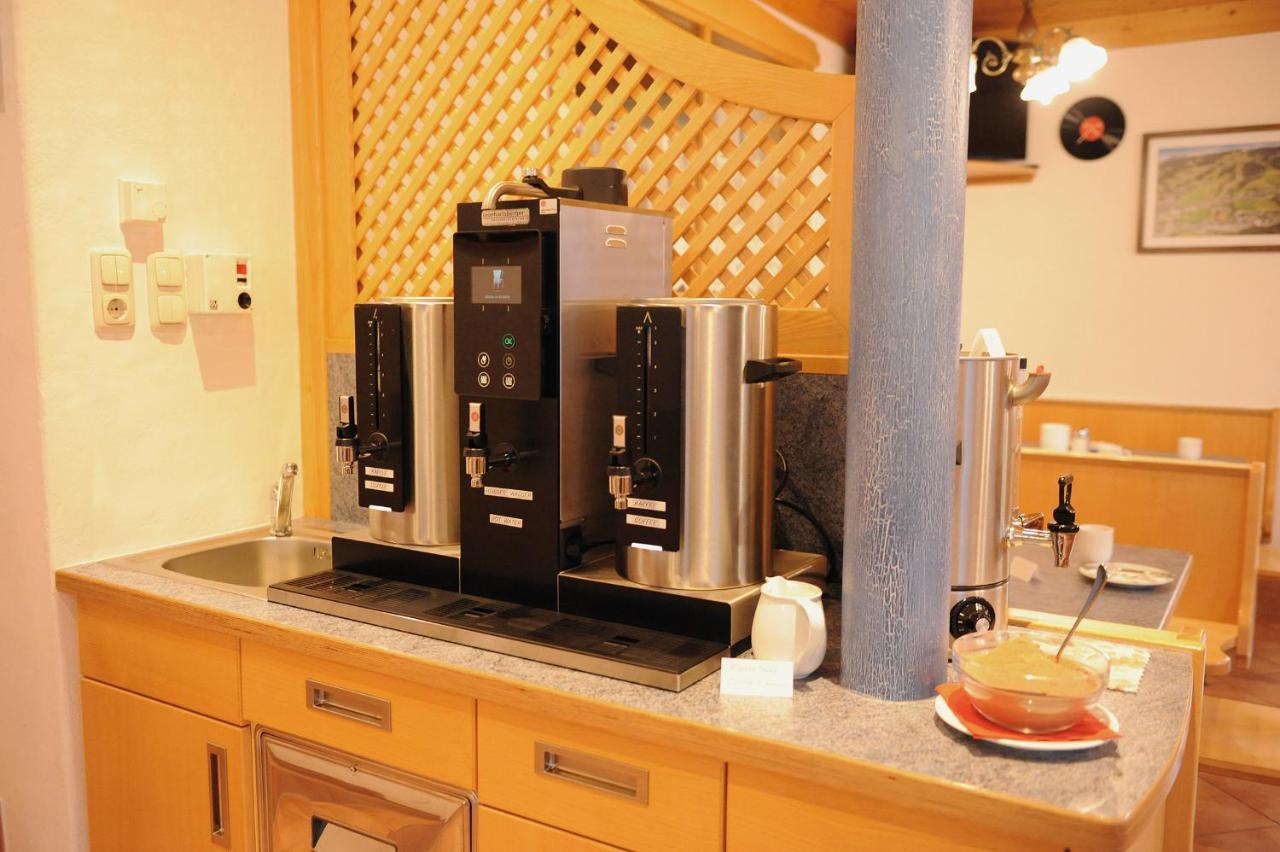 Gaestehaus Standardhaus Σάαλμπαχ-Χίντεργκλεμ Εξωτερικό φωτογραφία
