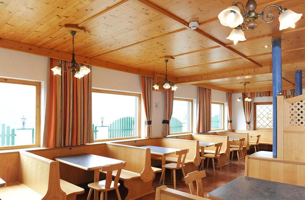 Gaestehaus Standardhaus Σάαλμπαχ-Χίντεργκλεμ Εξωτερικό φωτογραφία